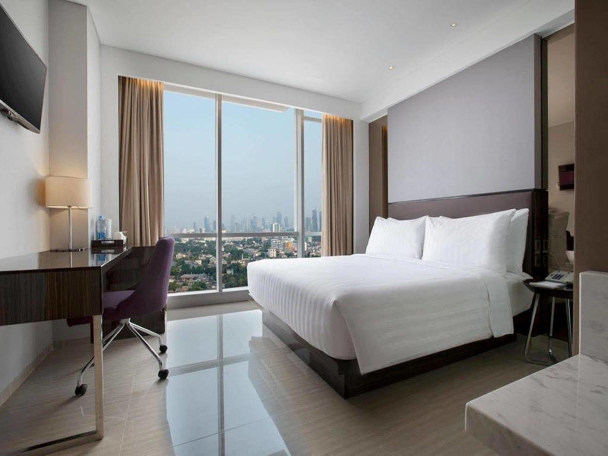 Hotel Santika Premiere Hayam Wuruk Jacarta Exterior foto